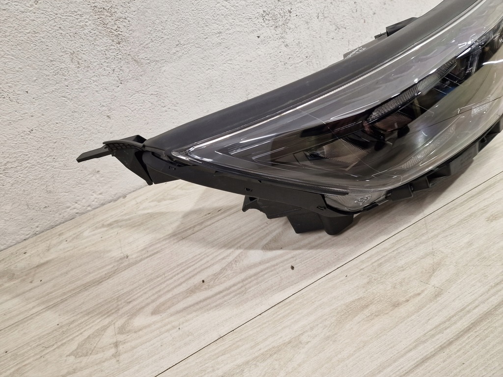 фото №2, Лампа фара правий full led kia stonic lift 20-