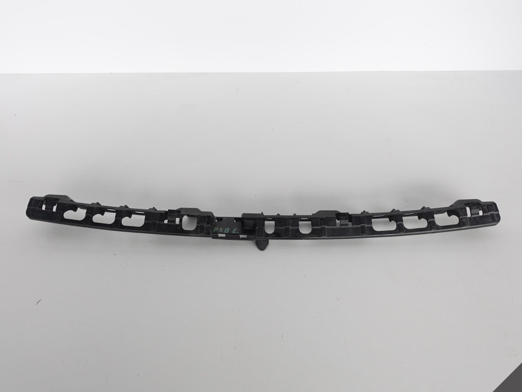 фото №1, Porsche cayenne 7p5 кронштейн бампера задняя