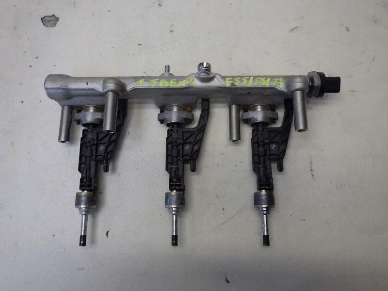 Купити Молдинг упорскування форсунки cooper f55 f56 f57 1.5