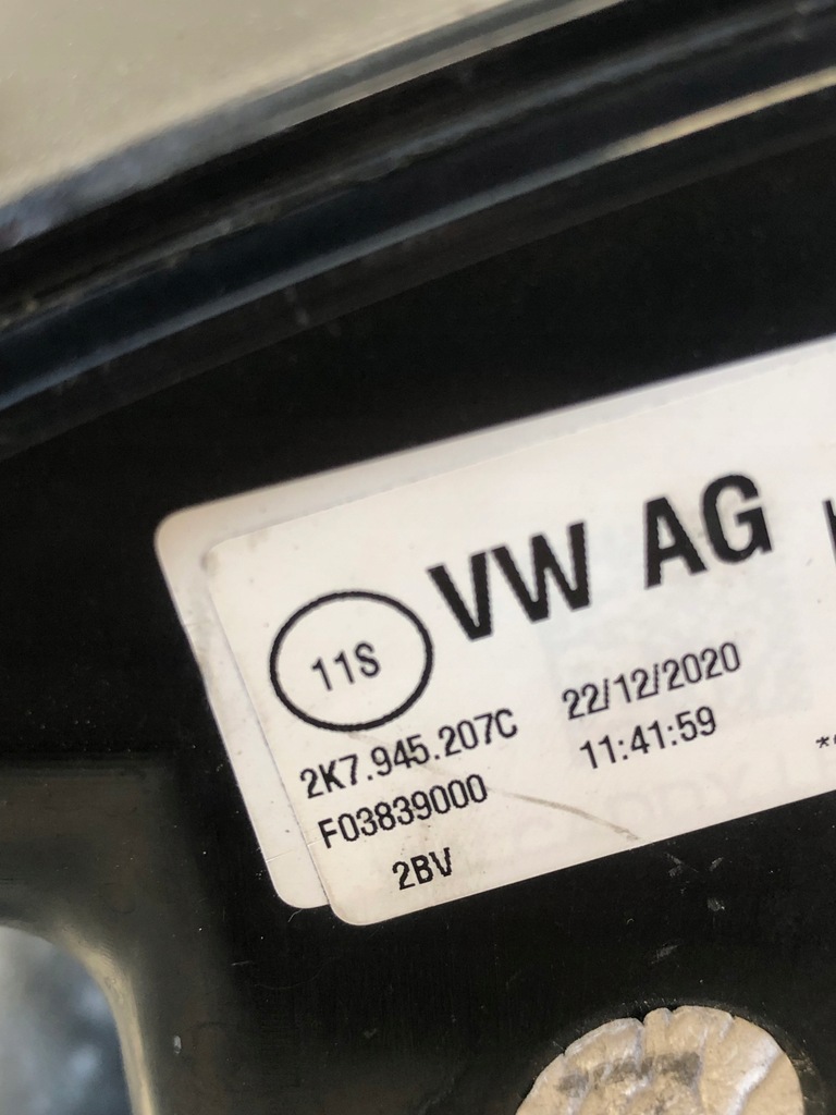 фото №12, Лампа левый задняя led vw caddy iv v 2k7945207c europa