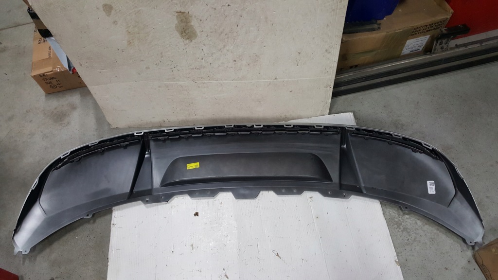 фото №9, Накладка спойлер диффузор бампера заднего audi e-tron 4ke807835c демонтаж