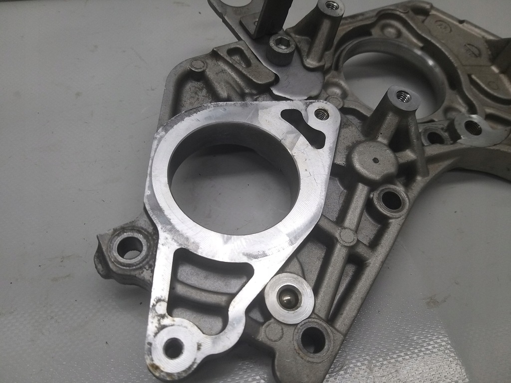 фото №8, Корпус головки насоса 1.6 thp 225km 5g06 citroen ds7 3008 508 9814446110