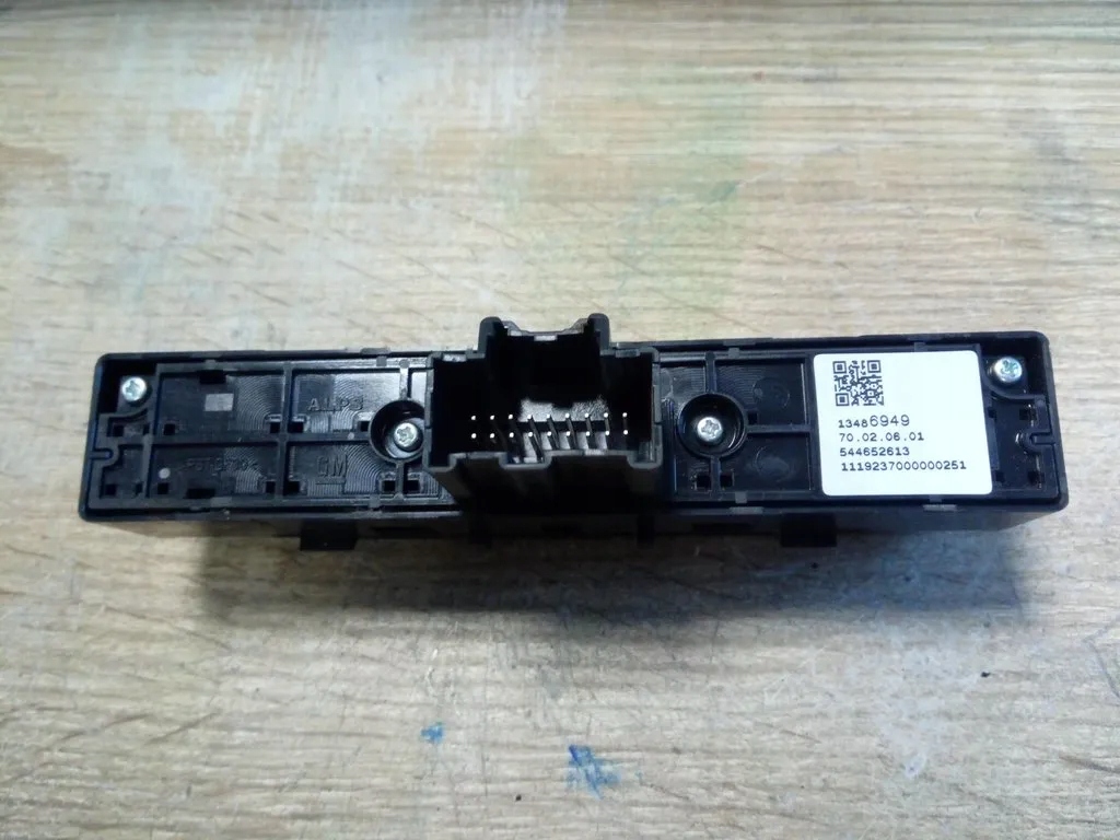 фото №3, Кнопка pdc асистент opel insignia b oryg.