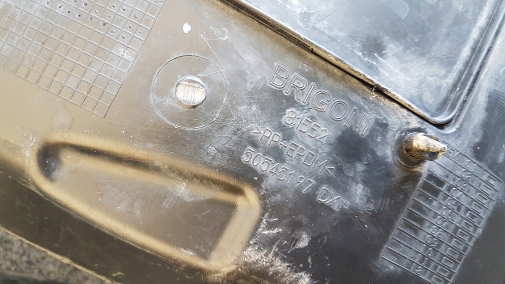 фото №3, Alfa romeo giulia підкрилок перед праве