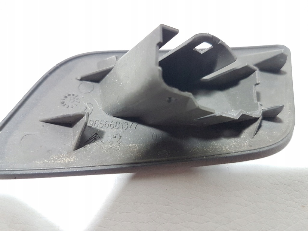 фото №7, Citroen c4 picasso заглушка распылителя w бампер