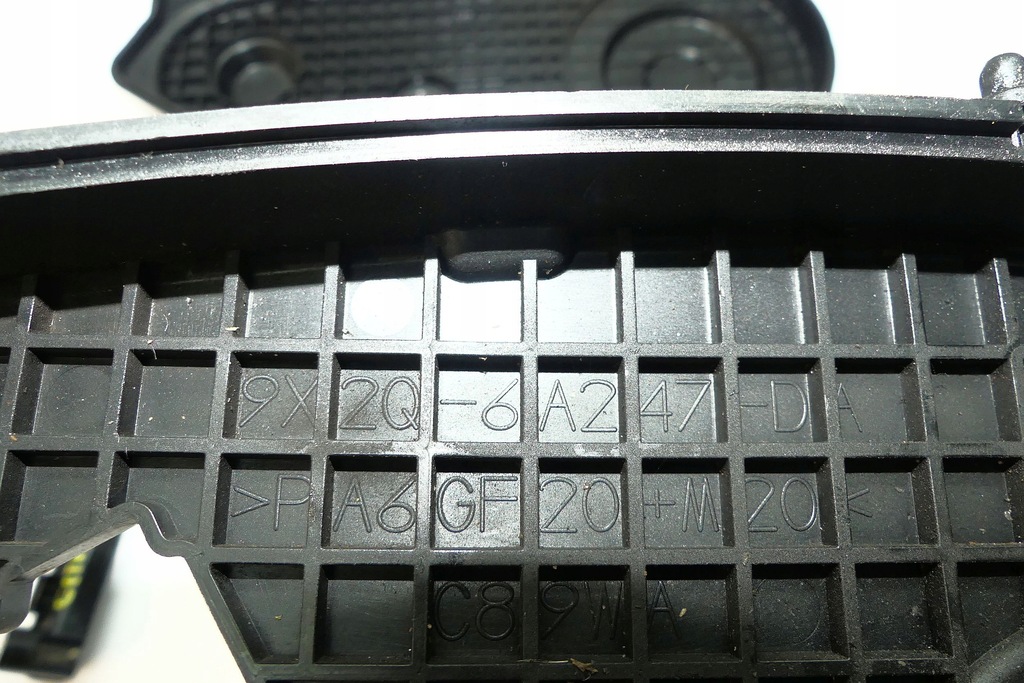 фото №9, Citroen c5 iii c6 3.0 hdi v6 защита распределительного вала