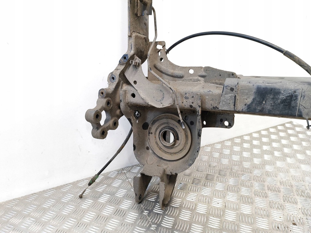 фото №8, Opel vivaro 2016 балка osi задній