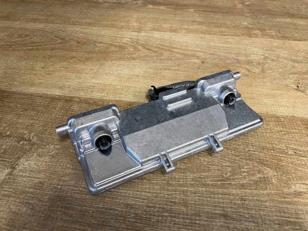 фото №1, Камера заднего вида range rover velar l560 оригинальный номер j8a2-19h406-bf