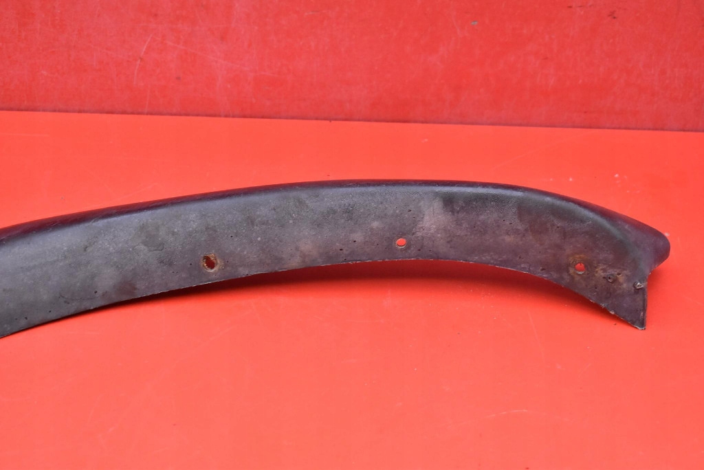 фото №11, Молдинг крыла правый задняя czarna 127955 toyota rav 4 1 i 3d 94-98