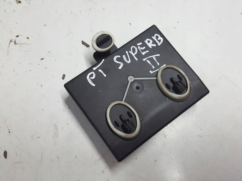 фото №1, Skoda superb 2 ii 3t 08-12r модуль дверь правый задняя 7n0959794