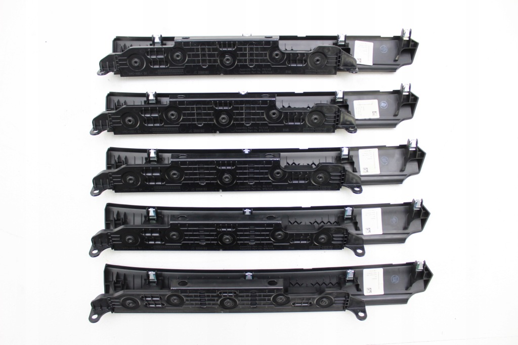 фото №4, Bmw x1 f48 молдинг внутренняя 2666069