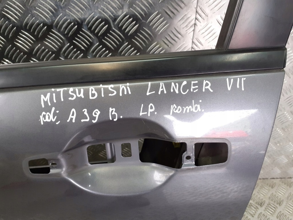 фото №3, Дверь левый перед mitsubishi lancer vii a39b