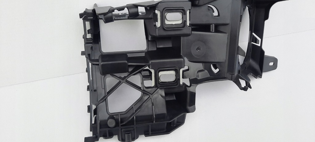 фото №10, Mercedes e w213 кронштейн протитуманної фари лівий bydgoszcz a2138851400