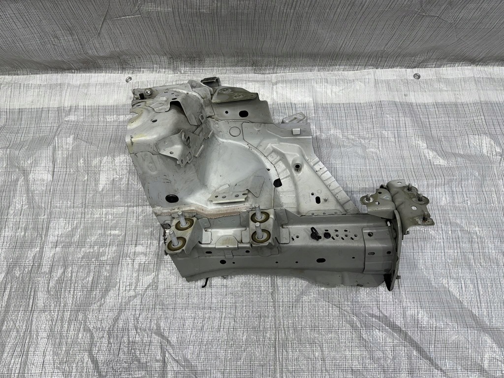 фото №1, Лонжерон левая jaguar e-pace