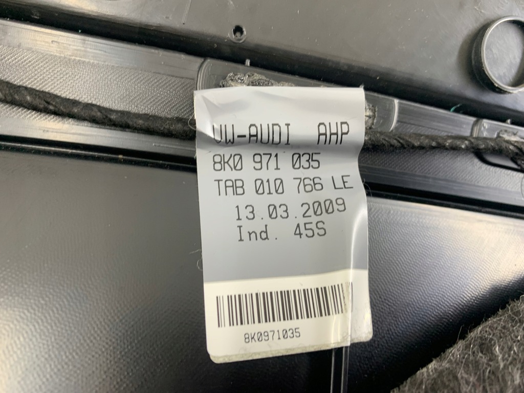 фото №7, Audi a4 b8 kombi обшивка двері лівий перед soul