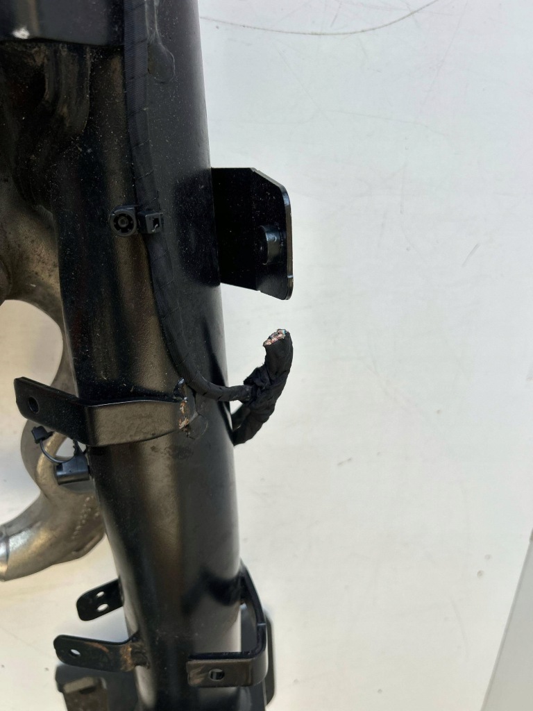 Bmw ix i20 фаркоп  буксировочный 8738183 оригинал в Украине