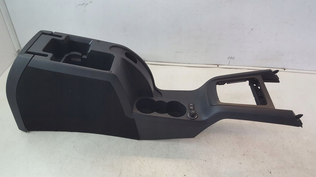 фото №15, Подлокотник туннель skoda octavia ii 2,0 tdi