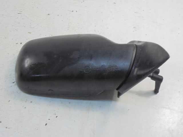 Купити Toyota starlet 2 p8 дзеркало праве механічний 00737