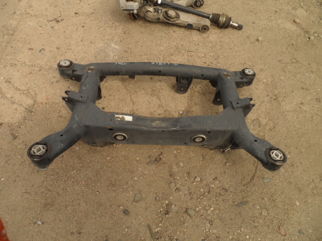 фото №1, Подрамник подрамник поперечина балка рама pod двигатель задняя alfa romeo stelvio