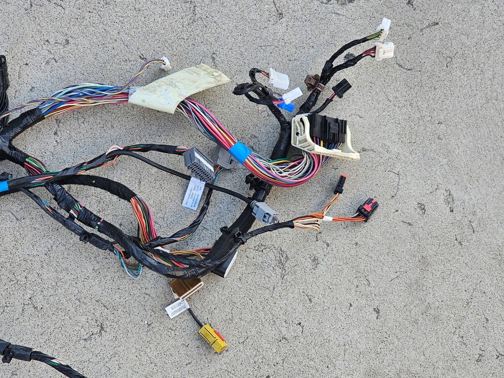 фото №10, Town & country v 10- 20 джгут панелі приладової панелі 68160419ad usa