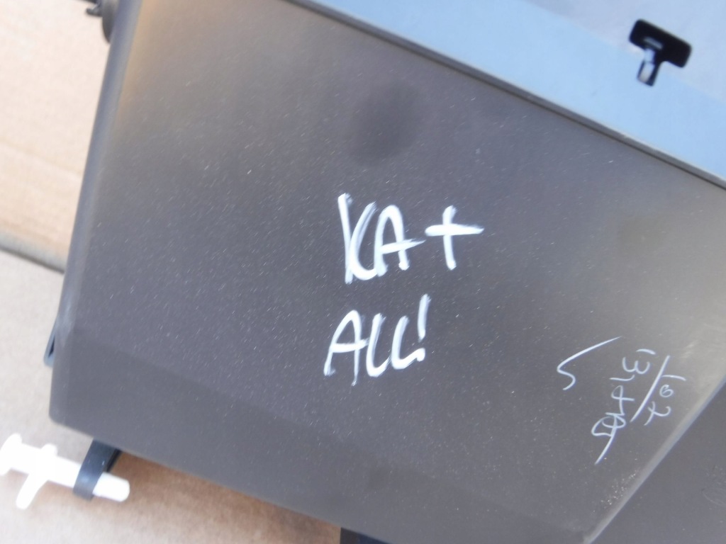 фото №3, Бардачок пасажира ford ka plus