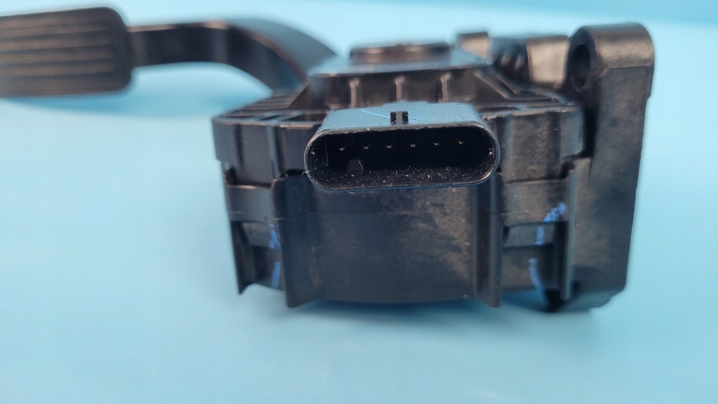 Tesla model 3 21r педаль прискорення газу 1044695-00-a Київ