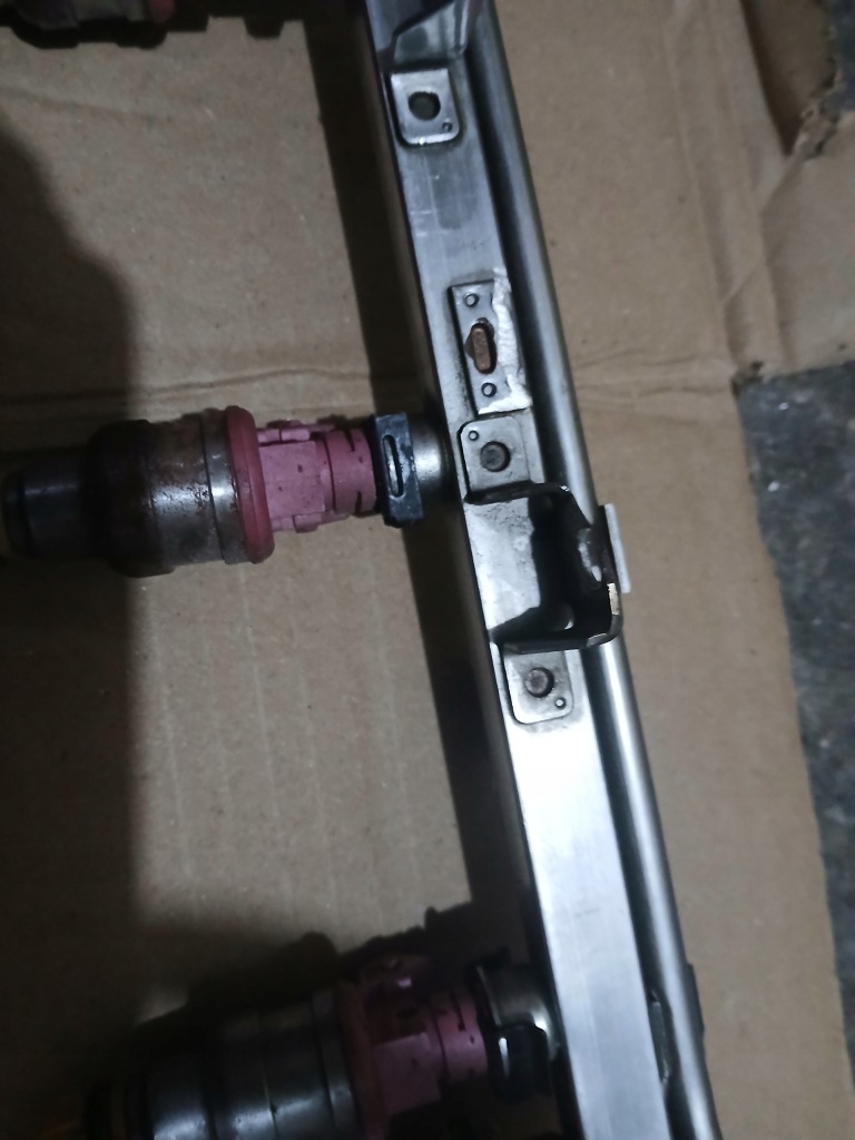 Форсунки e36 ,e39 m52 b28 в Украине