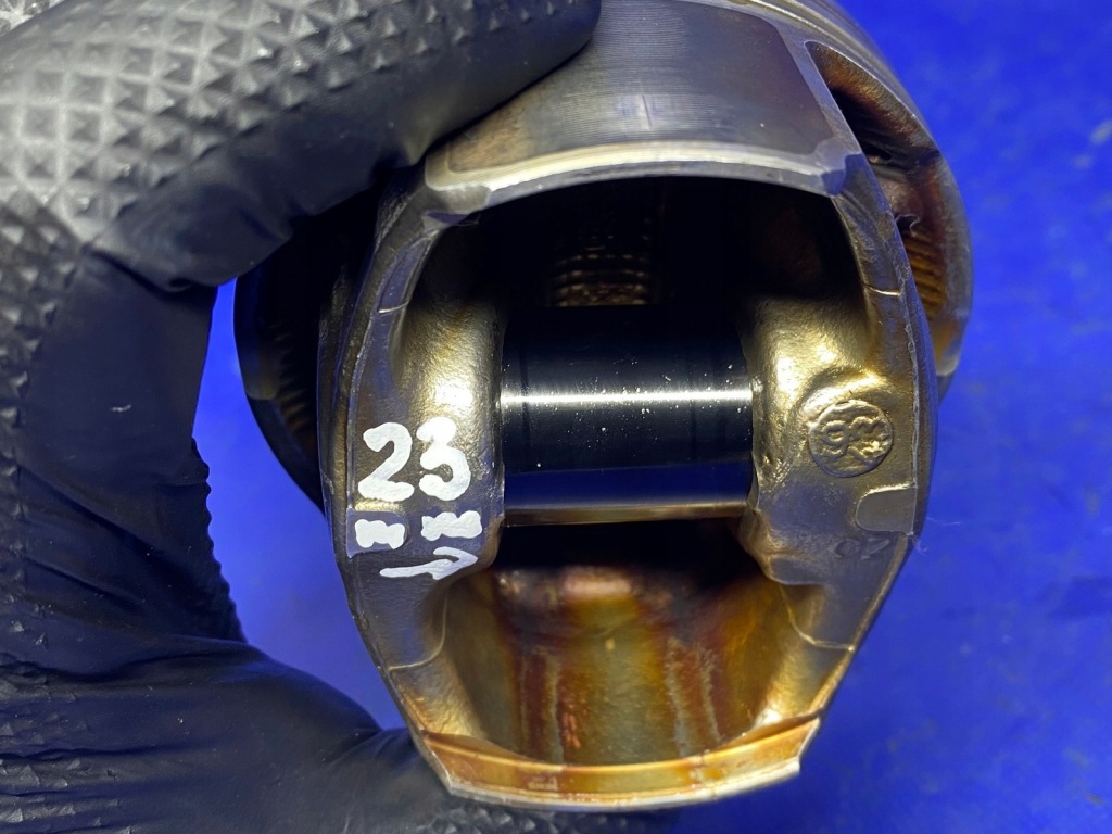 фото №10, Поршень поршень vw golf vii audi a3 s3 2.0 tsi 82.420 06k bb