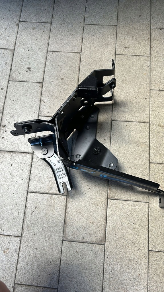 фото №1, Кронштейн кронштейн renault austral 671b87145r