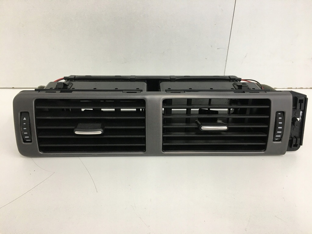 фото №8, Решётка обдув средняя audi a6 c5 lift 4b1820951