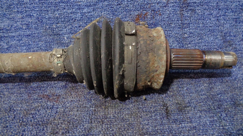 фото №3, Привідний вал lancia ypsilon 2 ii 5d 1.2 8v 2012- ліва