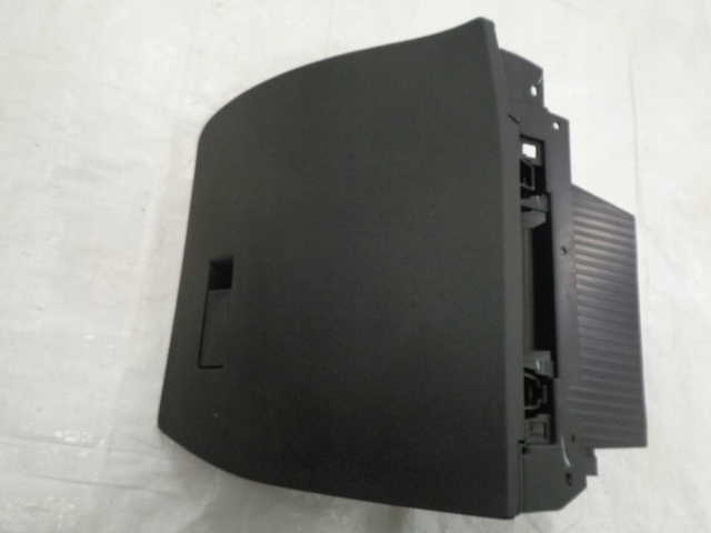 фото №1, Ds3 crossback бардачок пасажира