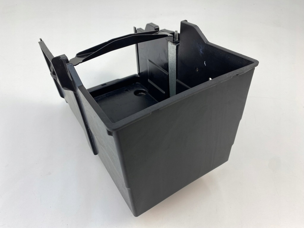 Корпус основа акумулятор ford focus mk3 Недорого