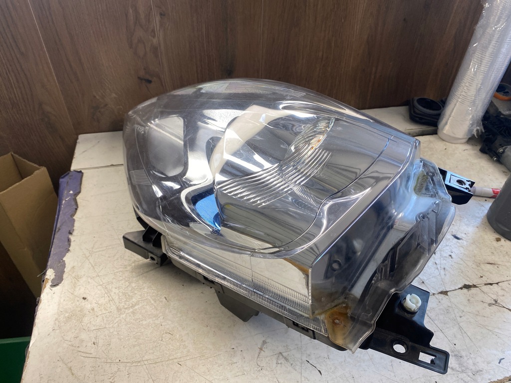 фото №3, Nissan leaf i лампа левый перед led eu