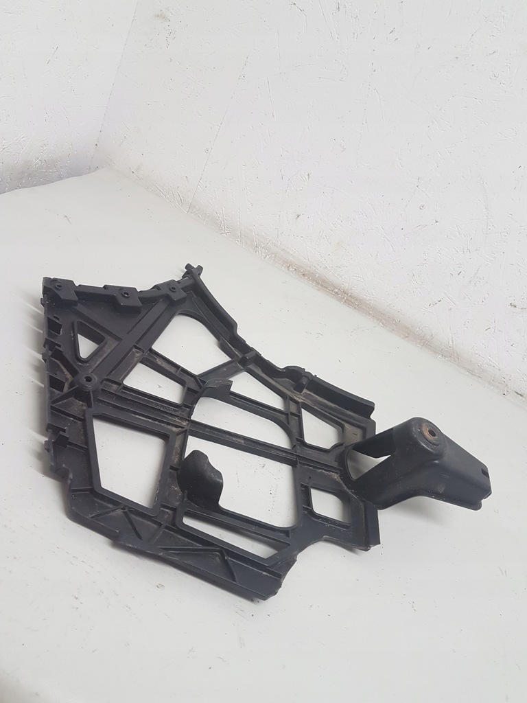 фото №6, Направляющая бампера левый задняя renault laguna iii hb 2007-2015 кронштейн