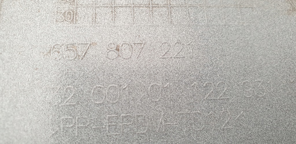 фото №8, Skoda scala бампер передній 4 pdc