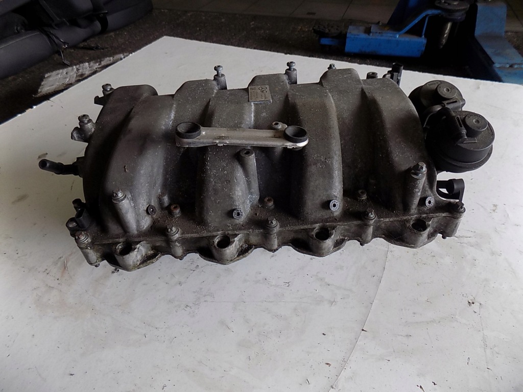 фото №4, Mercedes w211 колектор всмоктуючий 5.5 v8 amg