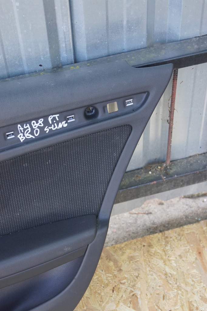 фото №5, Обшивка дверь правый задняя audi a4 b8 s-line