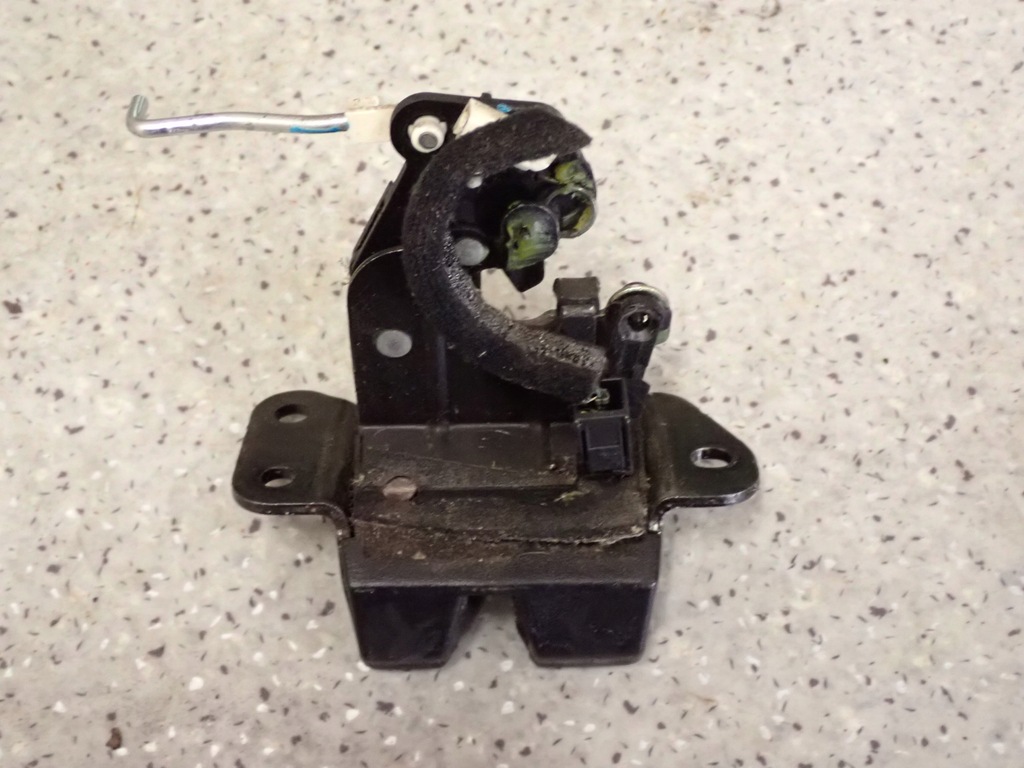 фото №4, Hyundai tucson 04- замок крышки задний багажника