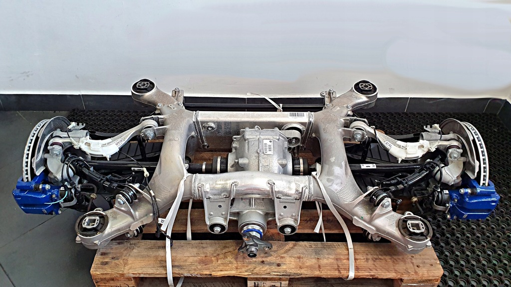 фото №5, Bmw g30 приводной вал левый задняя 8664629