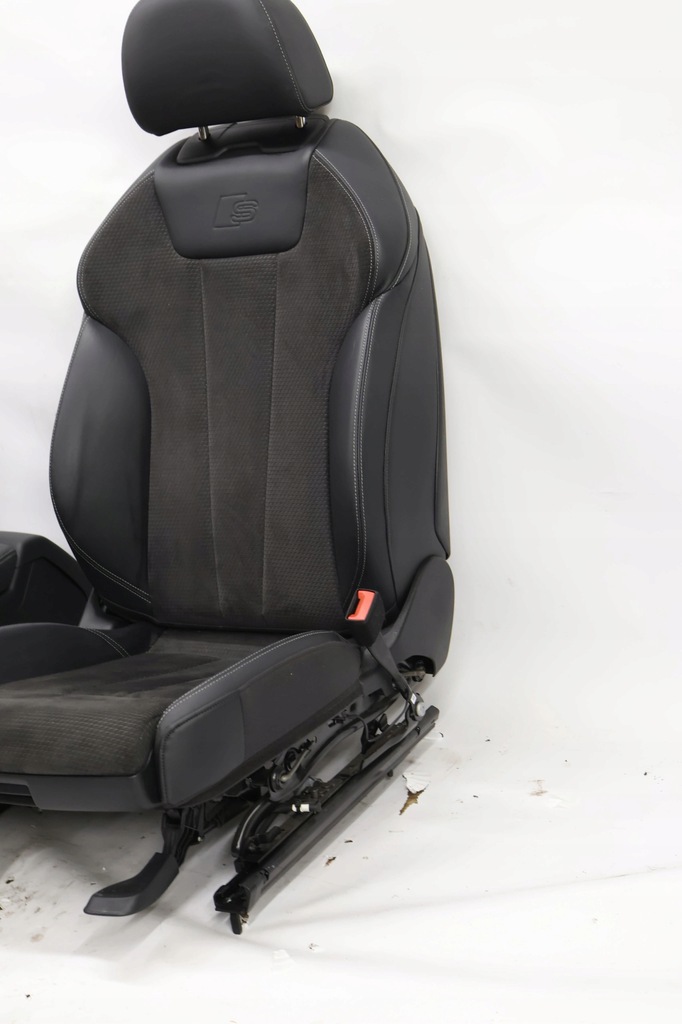 фото №8, Audi a4 b9 сиденья заднее сиденье комплект s-line