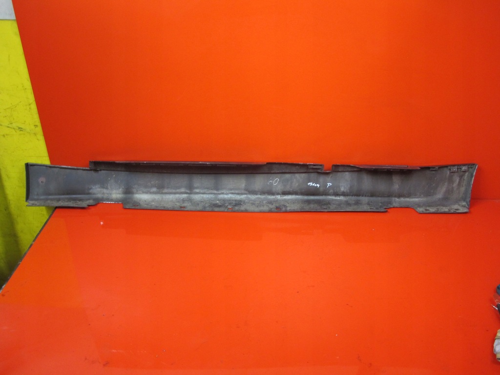фото №12, Bmw 1 i e87 молдинг накладка порог правая a22/7