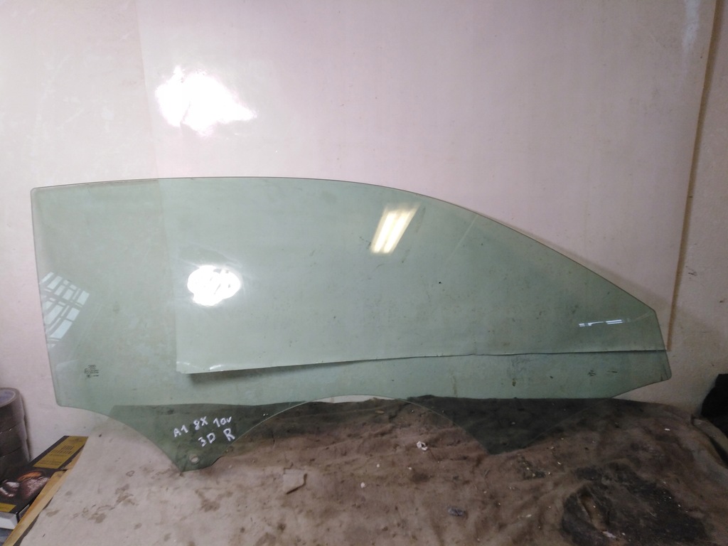 фото №1, Audi a1 8x 3d стекло дверь правая 10r oryg