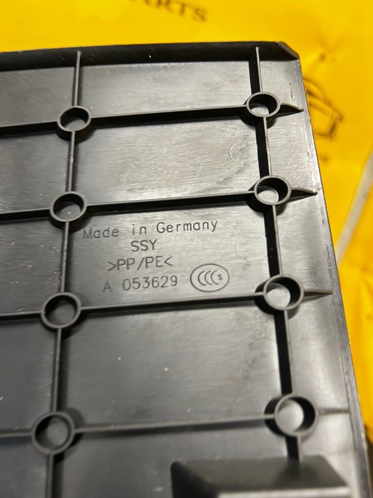 фото №8, Молдинг порог правая передняя porsche cayenne ii 7p5 lift 92a