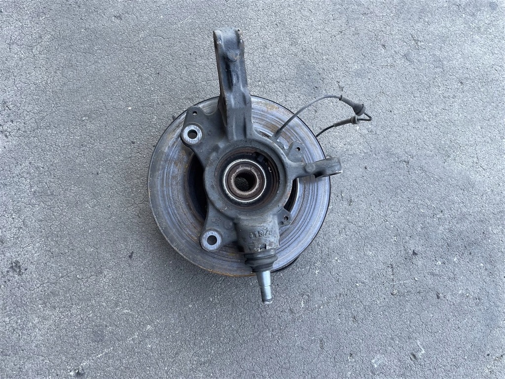 фото №4, Поворотный кулак ступица правый перед renault master iii 3 4 iv 10-23r