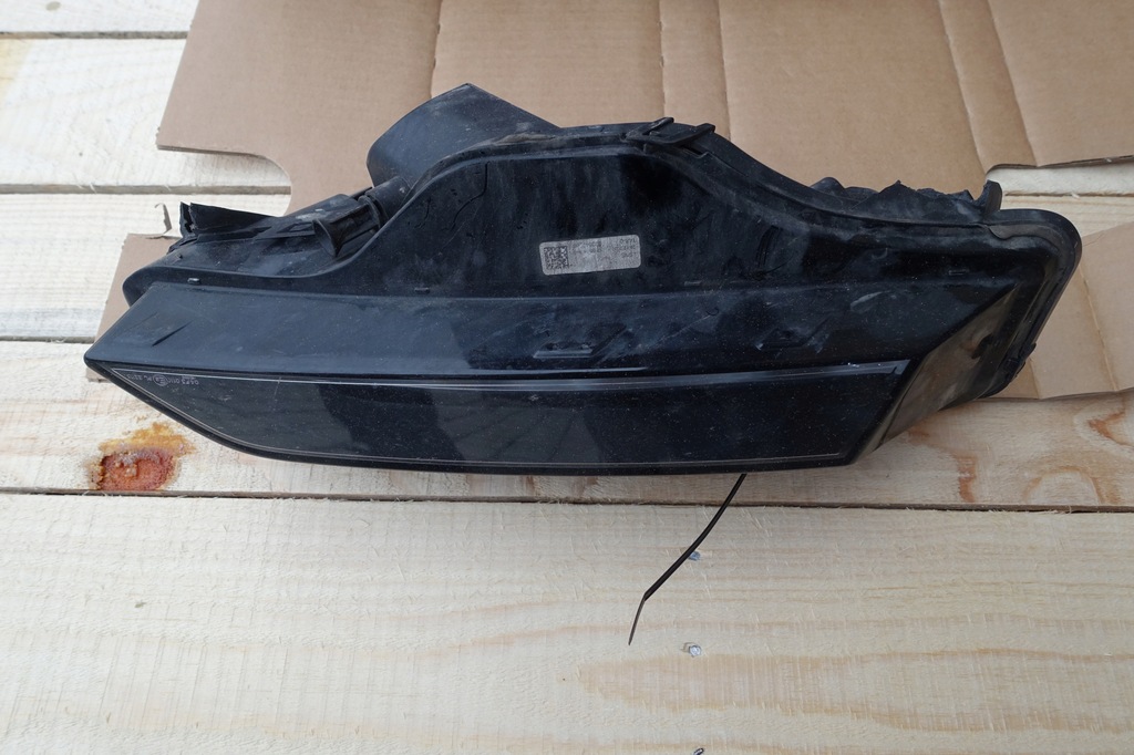 фото №1, Skoda octavia iv противотуманная фара правый лампа led 5e3941700