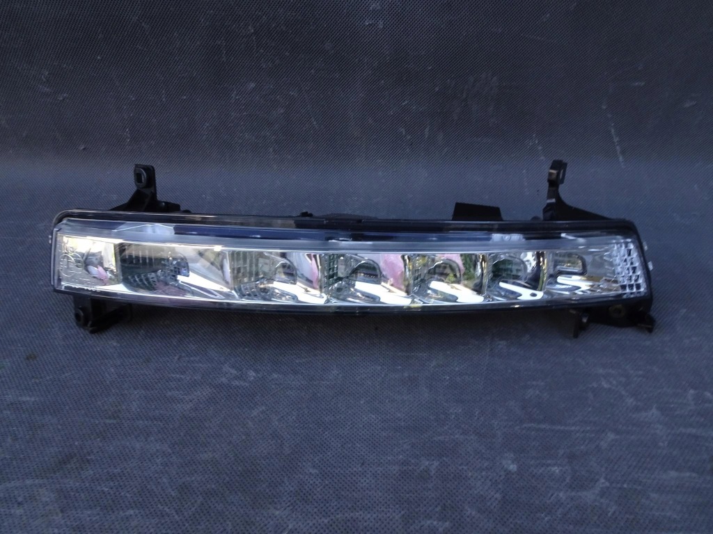 Купить Citroen c4 picasso led фонарь  движение dziennej левая