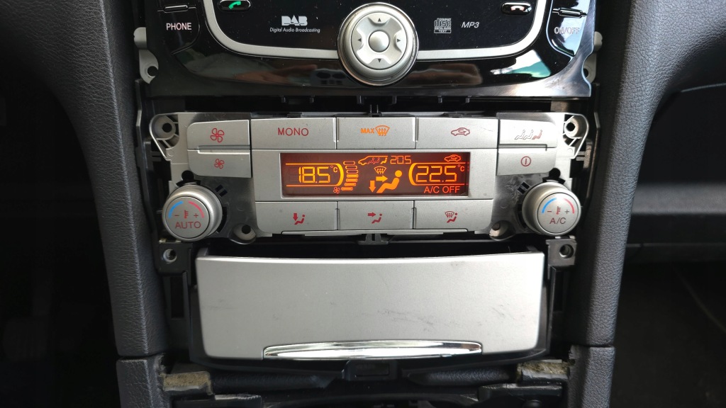 фото №4, Ford galaxy mk3 06-10 r. панель обдув кондиционера na задняя 3 ряд 2010 rok