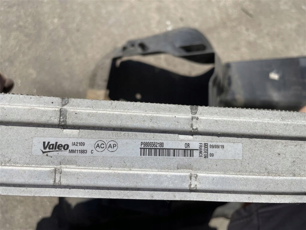 фото №10, Інтеркулер радіатор ловець повітря 2.0 bluehdi peugeot expert 3 iii 16-