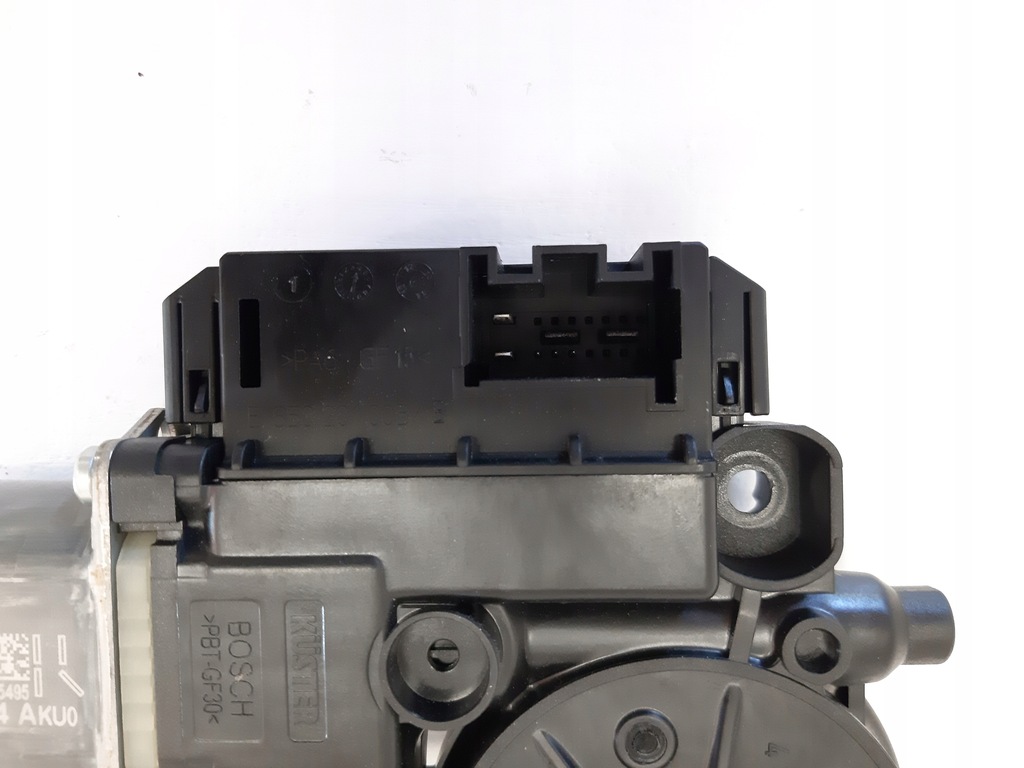 фото №5, Vw polo v 6r моторчик скло правий задня 6r0959812n